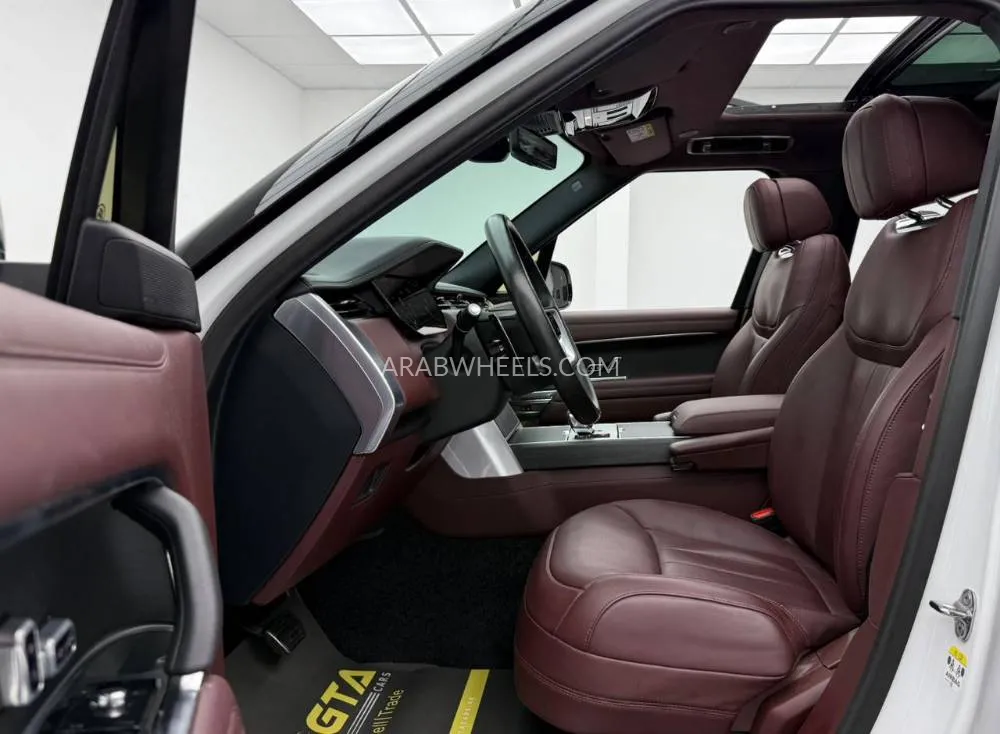 Land Rover Range Rover 2024 for Sale in Dubai Image-15