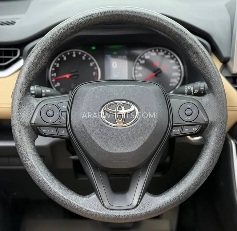 Toyota Rav4 2022 for Sale in Dubai Image-8