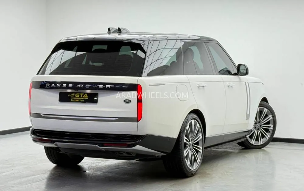 Land Rover Range Rover 2023 for Sale in Dubai Image-7
