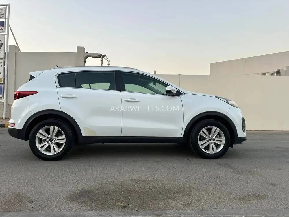 Kia Sportage 2019 for Sale in Sharjah Image-3