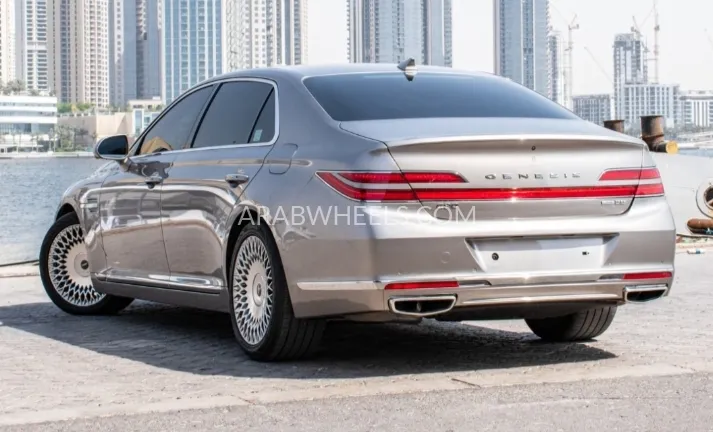 Genesis G90 2019 for Sale in Abu Dhabi Image-3