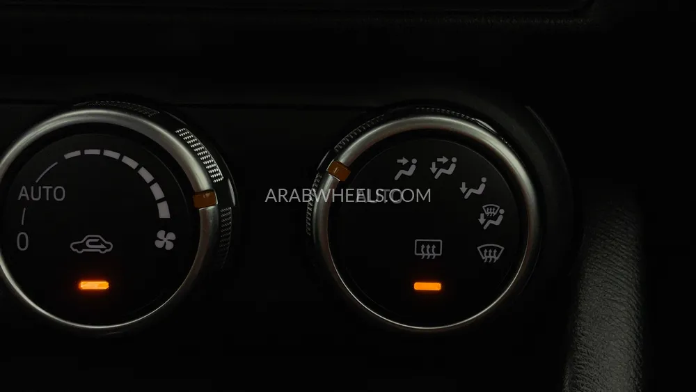 Mazda CX 3 2024 for Sale in Dubai Image-40