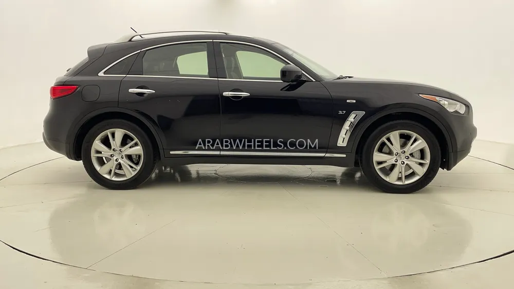 إنفينيتي QX70 2020 for Sale in دبي Image-2