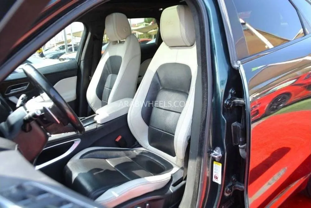 Jaguar F Pace 2018 for Sale in Sharjah Image-10