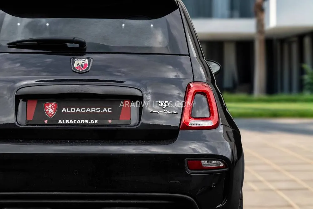 Abarth 595 2022 for Sale in Dubai Image-6