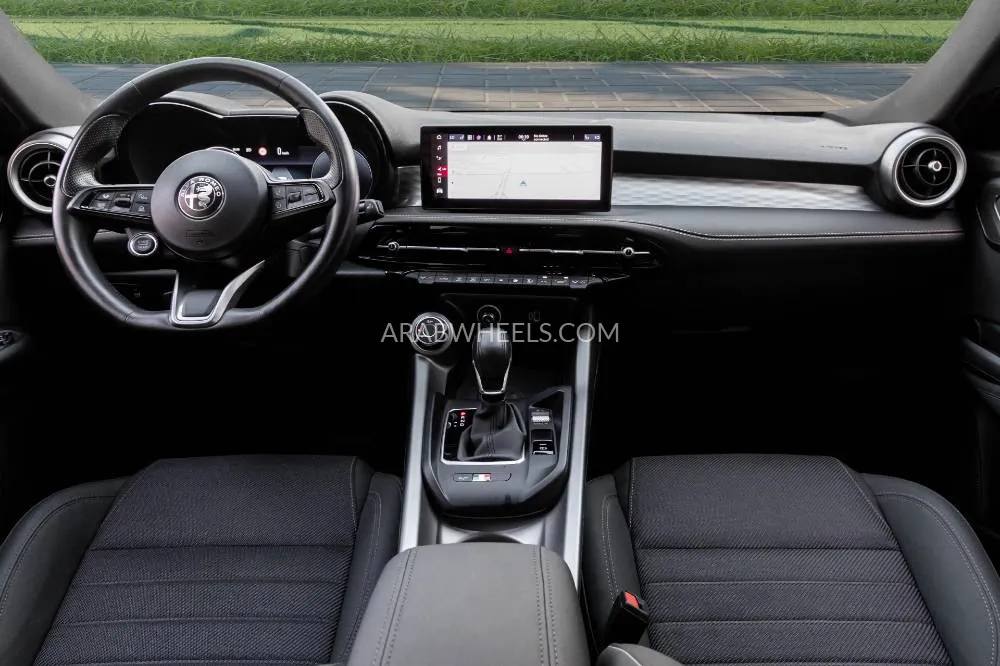 Alfa Romeo Tonale 2024 for Sale in Dubai Image-7