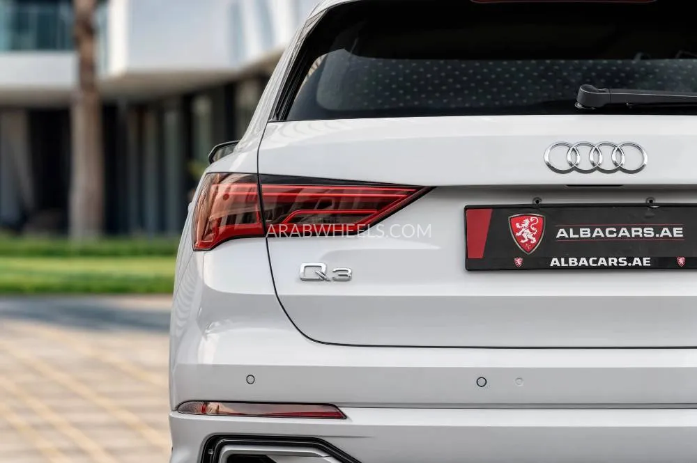 Audi Q3 2024 for Sale in Dubai Image-6