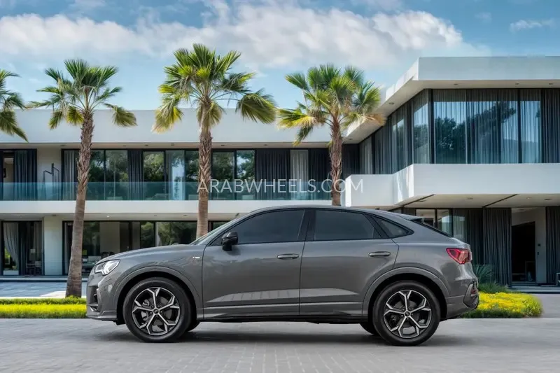 Audi Q3 2025 for Sale in Dubai Image-23