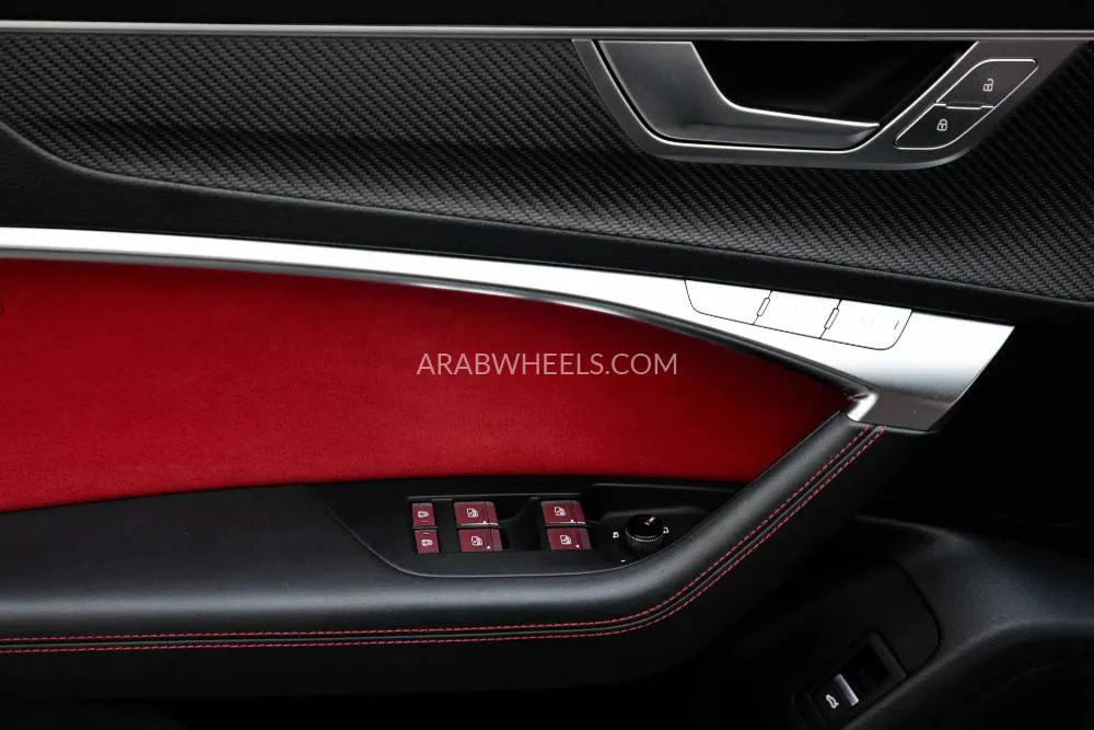 Audi RS 7 2022 for Sale in Dubai Image-13