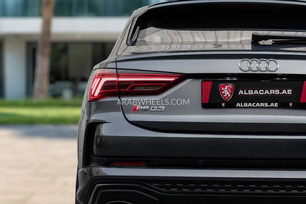 أودي RS Q3 2021 for Sale in دبي Image-7