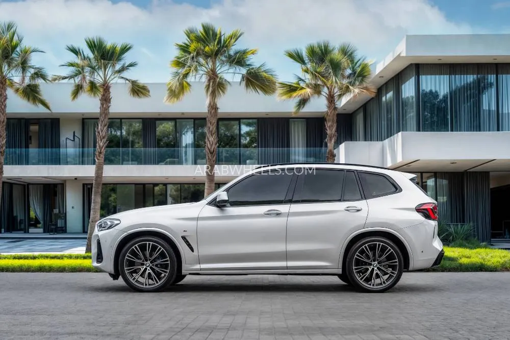 BMW iX3 2023 for Sale in Dubai Image-2