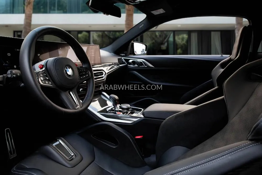 BMW M4 2023 for Sale in Dubai Image-9