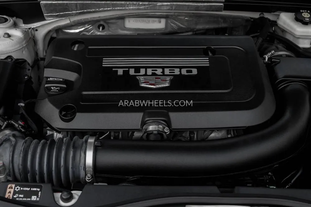 Cadillac XT4 2022 for Sale in Dubai Image-15