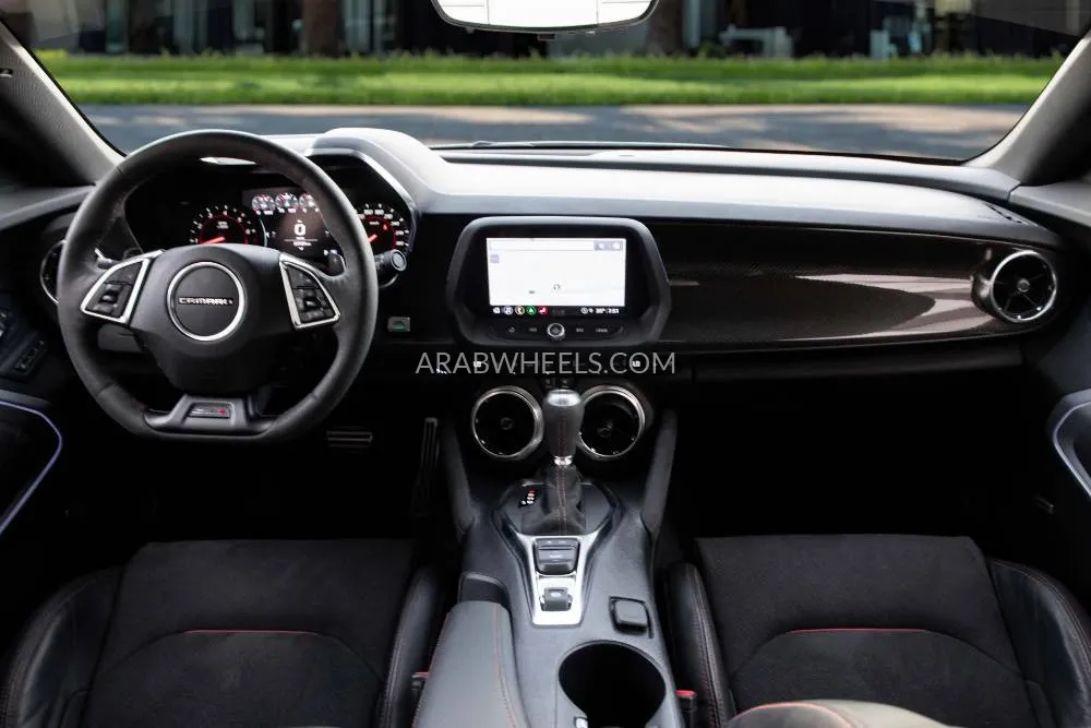 Chevrolet Camaro 2023 for Sale in Dubai Image-8