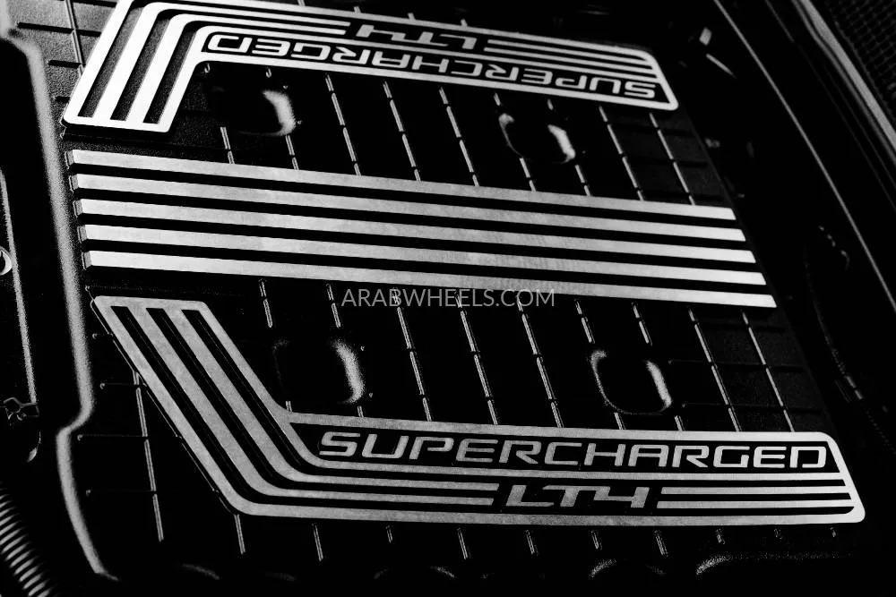 Chevrolet Camaro 2023 for Sale in Dubai Image-18