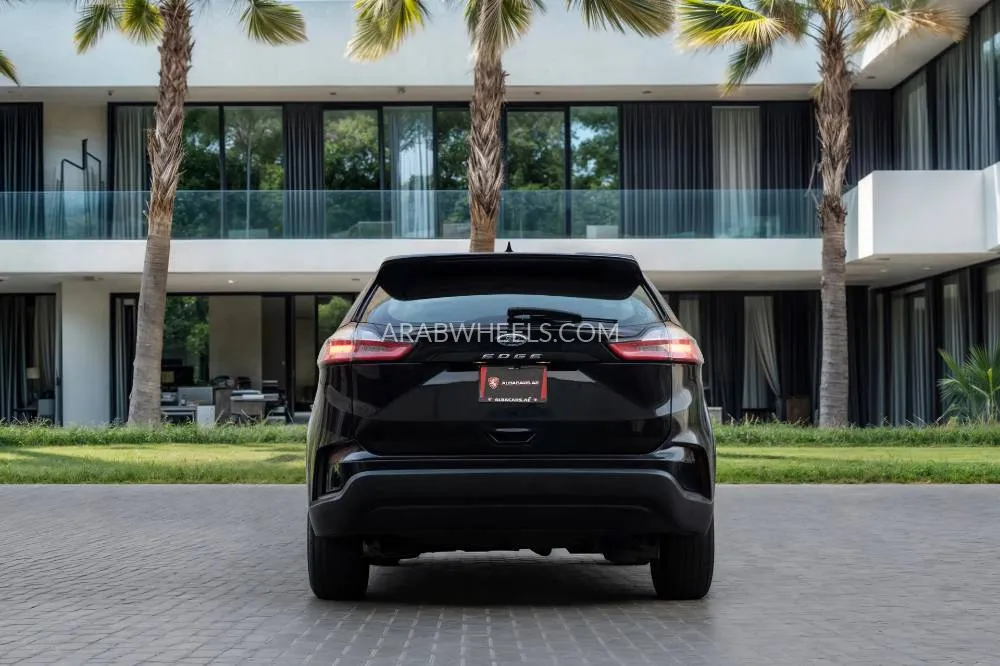 Ford Edge 2022 for Sale in Dubai Image-20