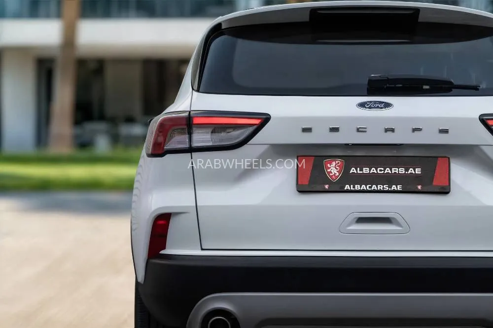 Ford Escape 2022 for Sale in Dubai Image-7