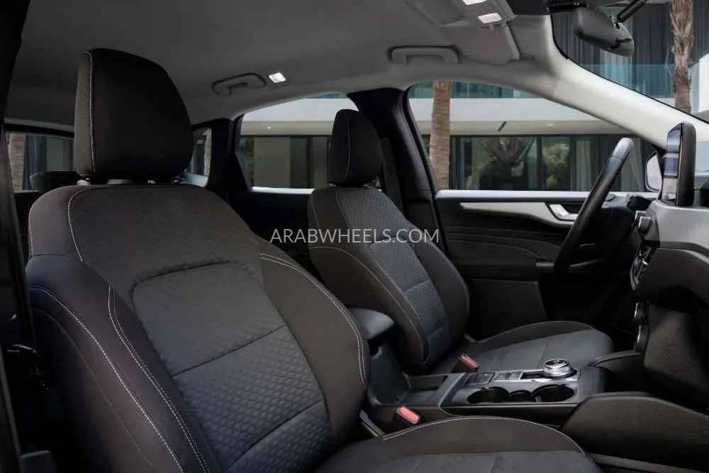 Ford Escape 2022 for Sale in Dubai Image-11