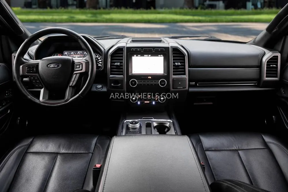 Ford Expedition 2019 for Sale in Dubai Image-8