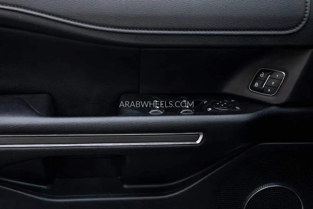 Ford Expedition 2019 for Sale in Dubai Image-15