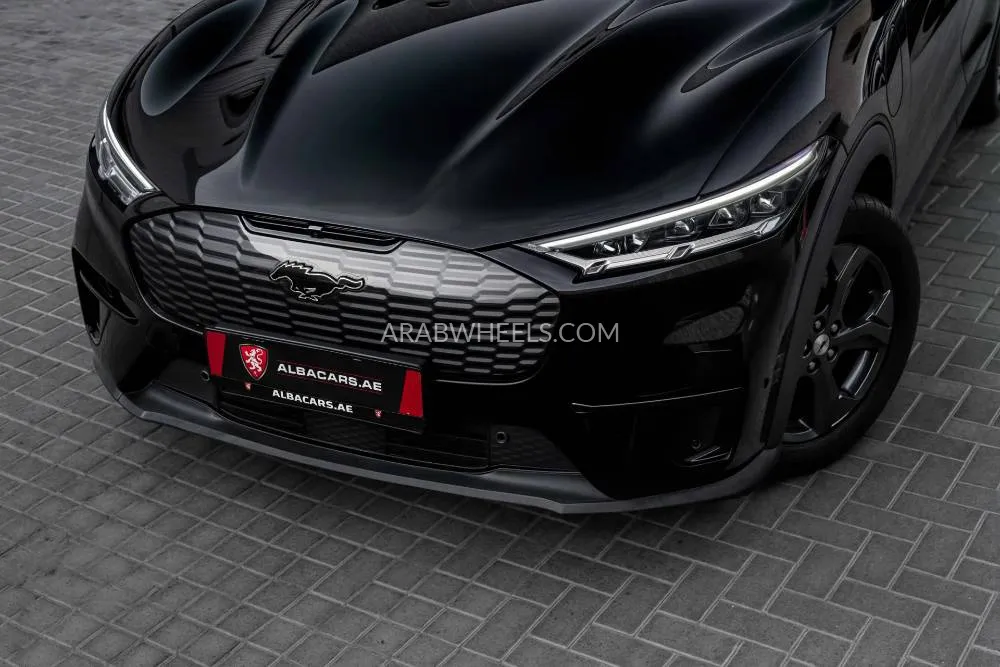 Ford Mustang Mach E 2022 for Sale in Dubai Image-7