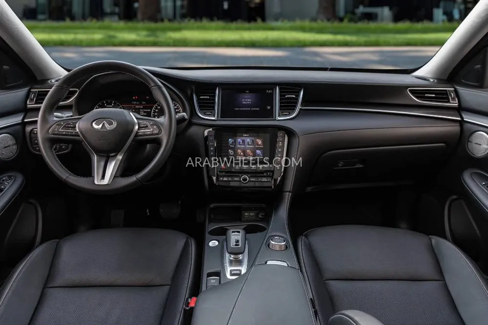 Infiniti QX50 2025 for Sale in Dubai Image-7