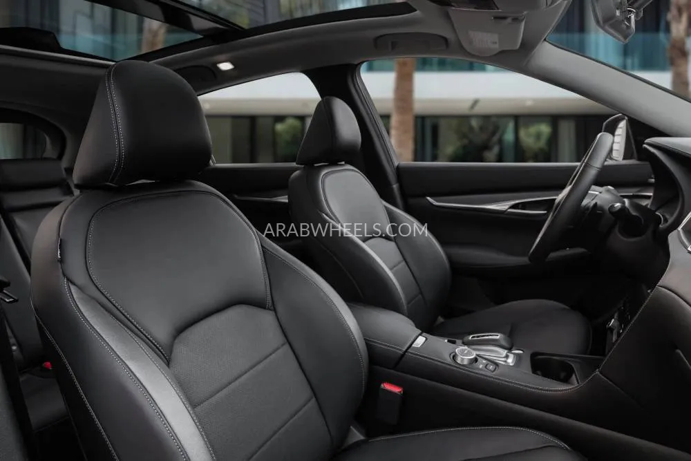 Infiniti QX50 2025 for Sale in Dubai Image-10