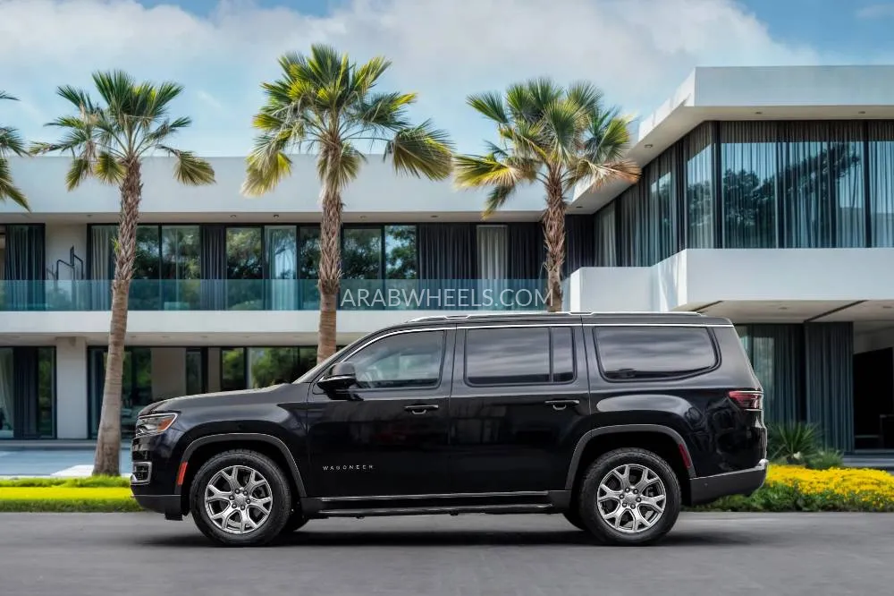 Jeep Grand Wagoneer 2022 for Sale in Dubai Image-2