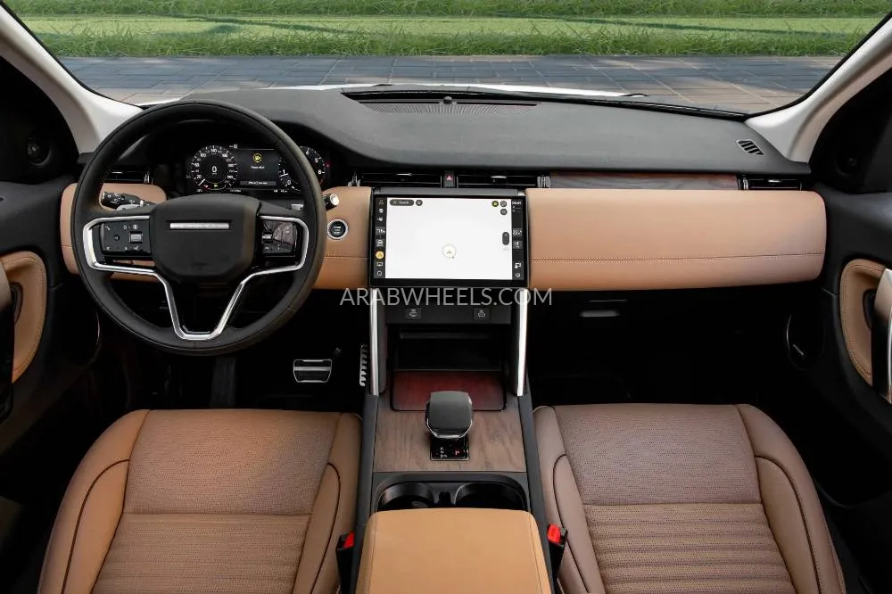 Land Rover Discovery Sport 2024 for Sale in Dubai Image-8