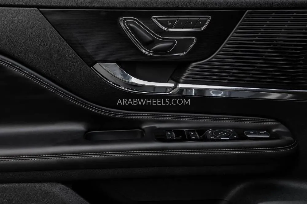 Lincoln Corsair 2022 for Sale in Dubai Image-15