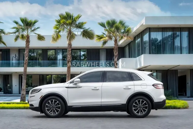 Lincoln Nautilus 2021 for Sale in Dubai Image-24