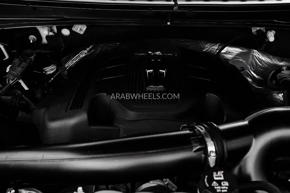 Lincoln Navigator 2021 for Sale in Dubai Image-15