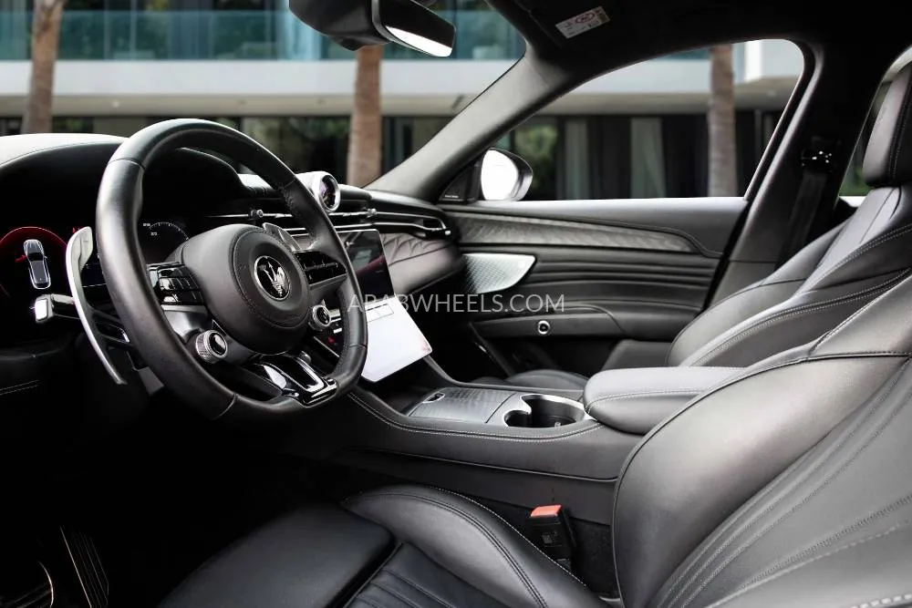 Maserati Grecale 2023 for Sale in Dubai Image-8