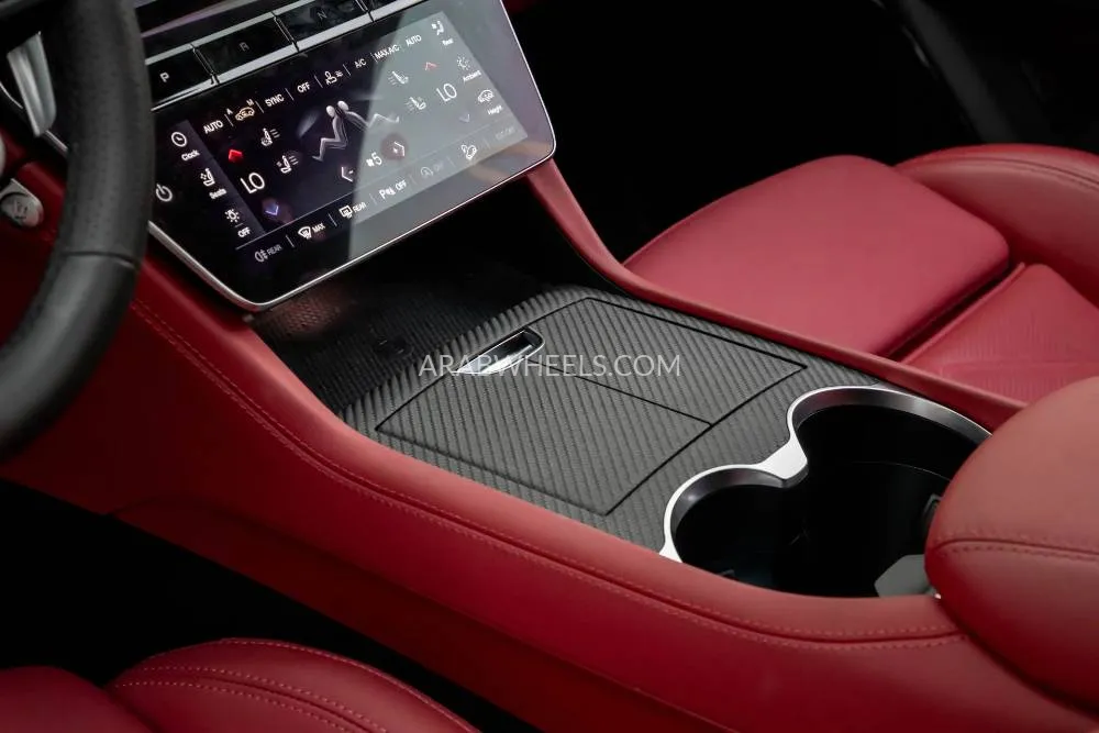 Maserati Grecale 2024 for Sale in Dubai Image-9