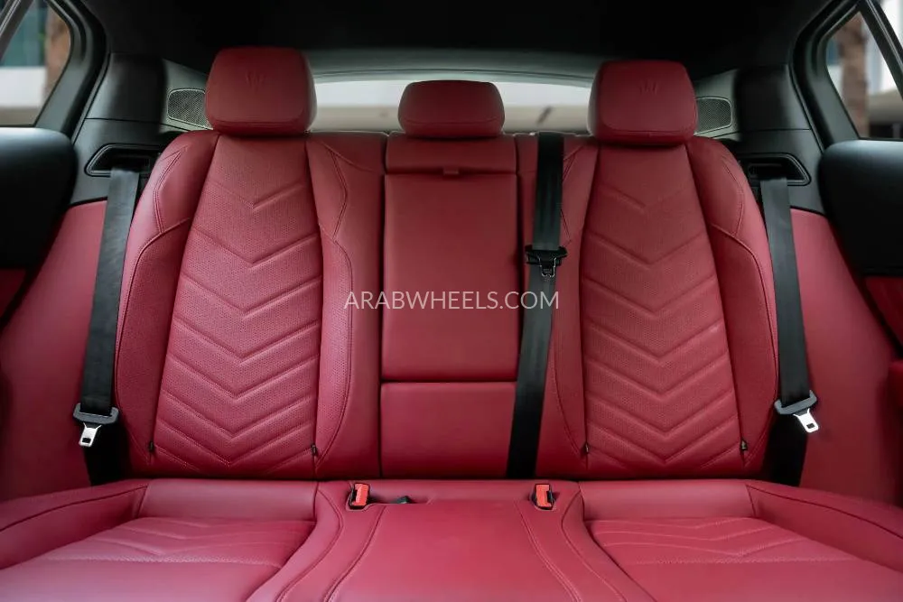 Maserati Grecale 2024 for Sale in Dubai Image-11