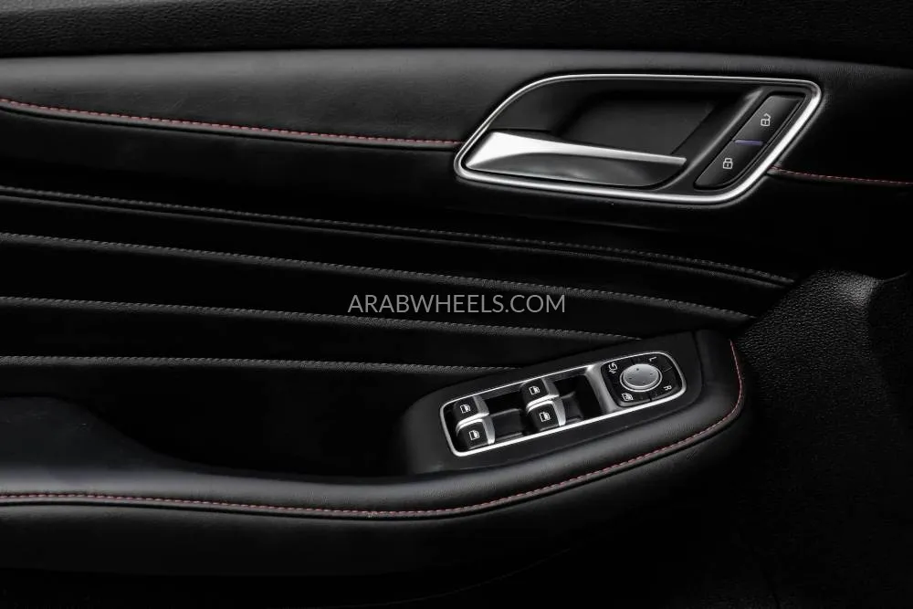 MG HS 2023 for Sale in Dubai Image-13