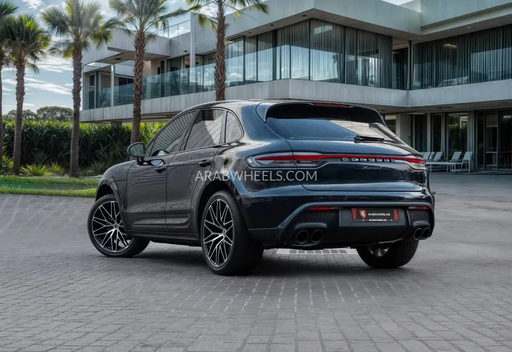 Porsche Macan 2022 for Sale in Dubai Image-3