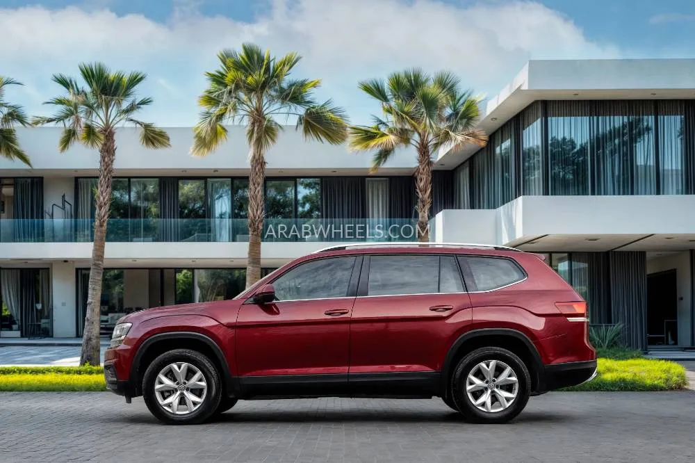 Volkswagen Teramont 2019 for Sale in Dubai Image-17