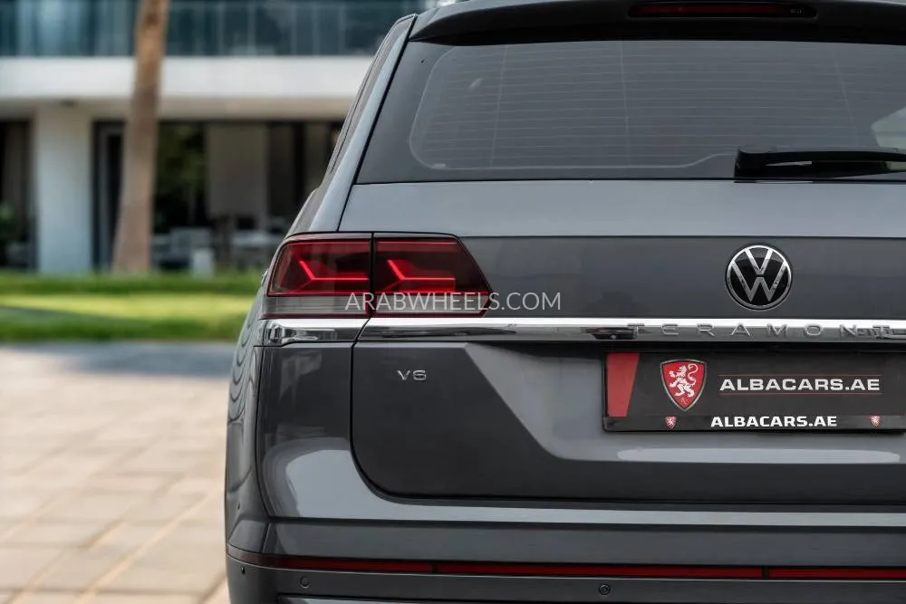 Volkswagen Teramont 2023 for Sale in Dubai Image-6