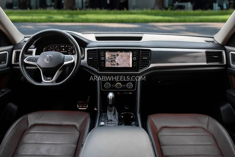 Volkswagen Teramont 2023 for Sale in Dubai Image-8