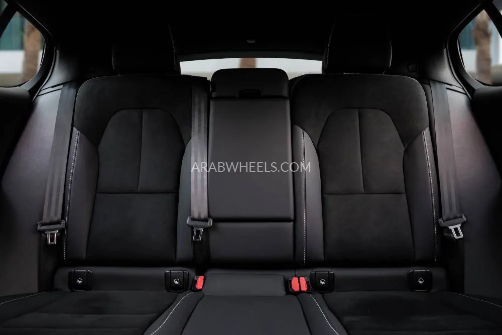 Volvo C40 2023 for Sale in Dubai Image-13