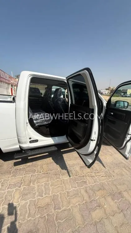 Dodge RAM 2018 for Sale in Dubai Image-7