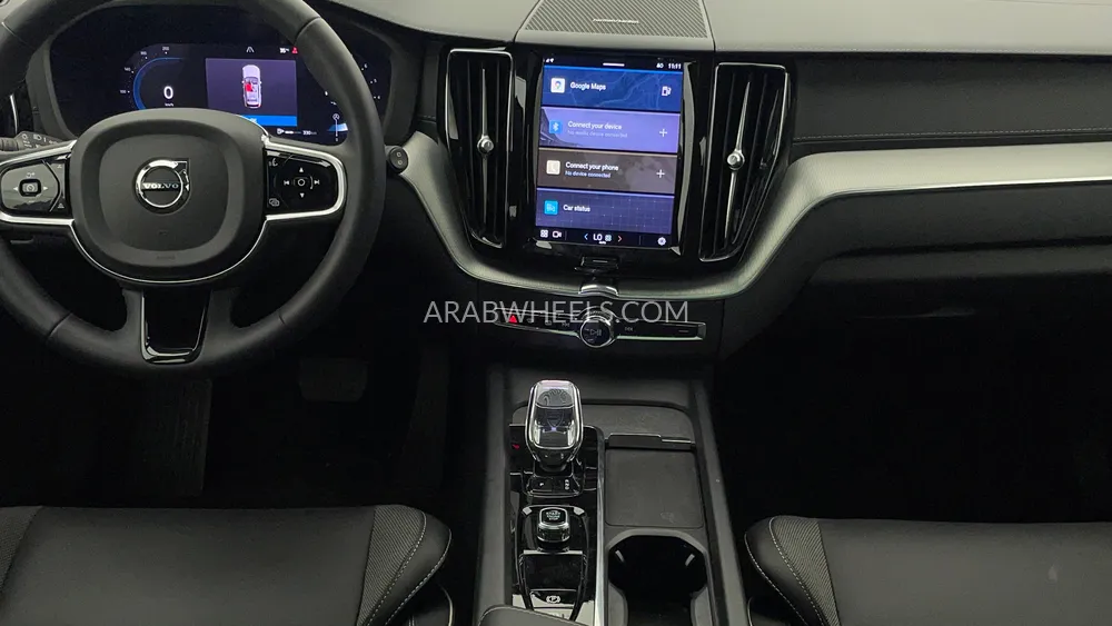 Volvo XC60 2023 for Sale in Dubai Image-14