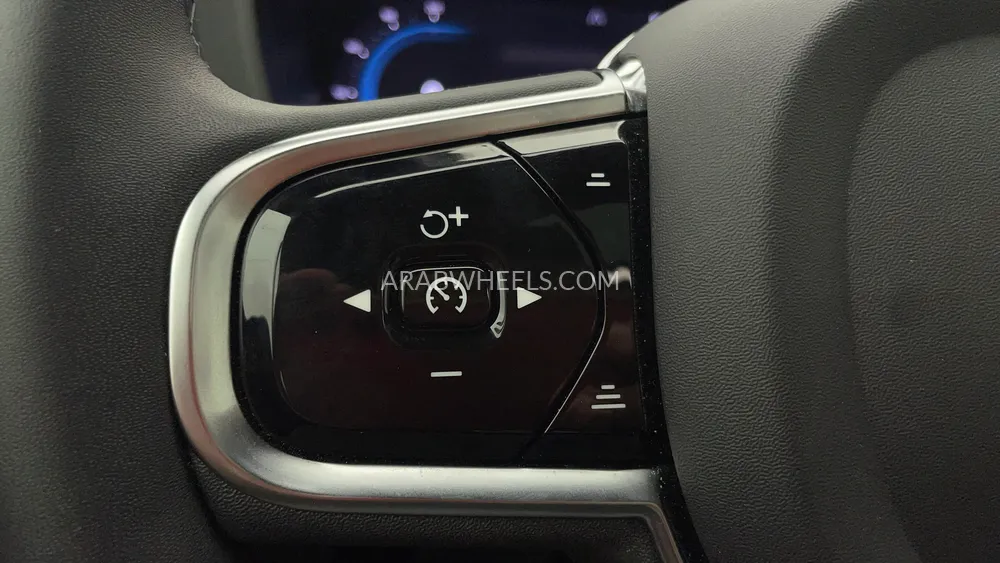 Volvo XC60 2023 for Sale in Dubai Image-52