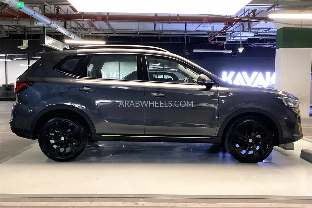 إم جي RX5 2025 for Sale in دبي Image-7