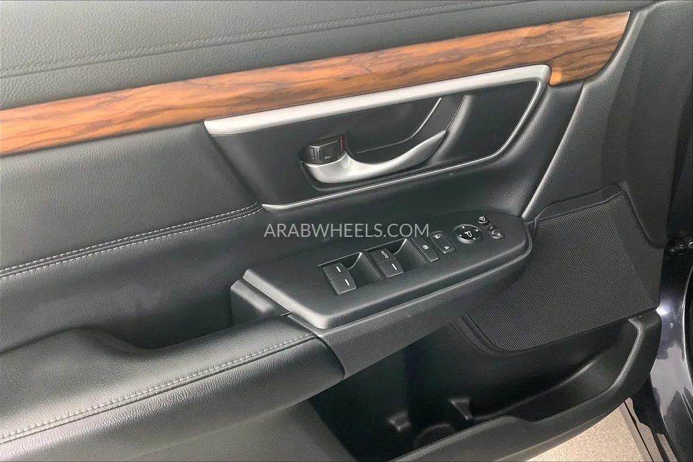 Honda CR-V 2022 for Sale in Sharjah Image-34