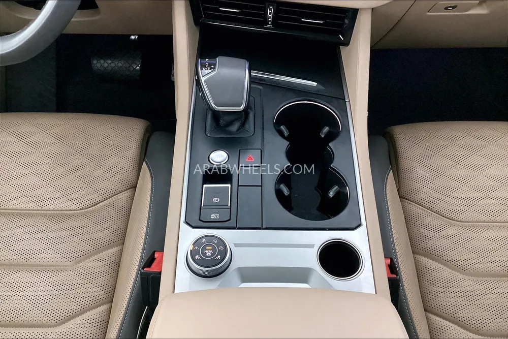 Volkswagen Touareg 2018 for Sale in Sharjah Image-17