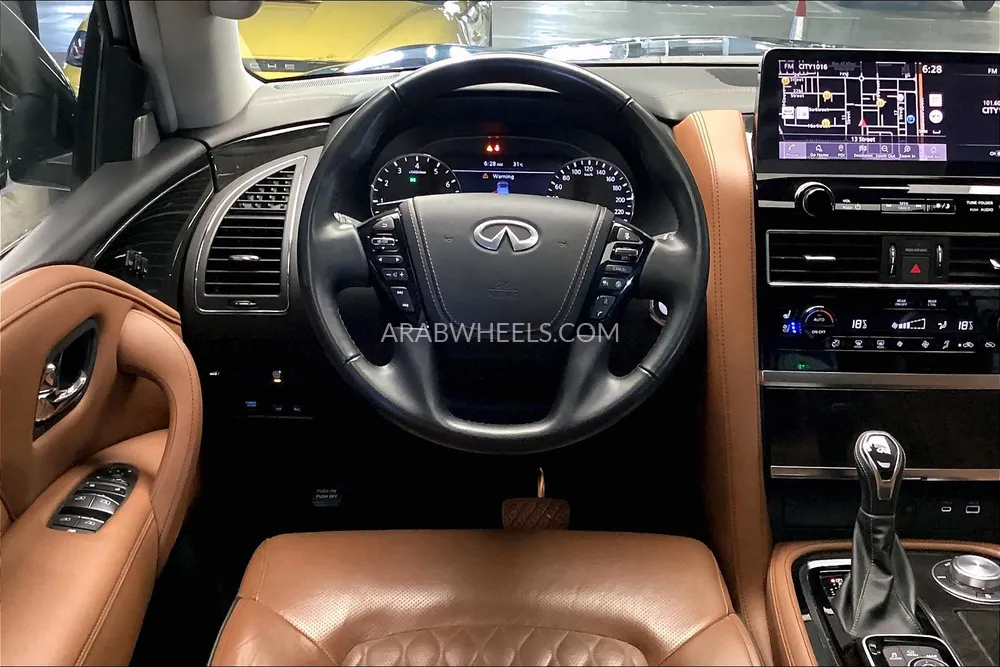 Infiniti QX80 2023 for Sale in Dubai Image-10