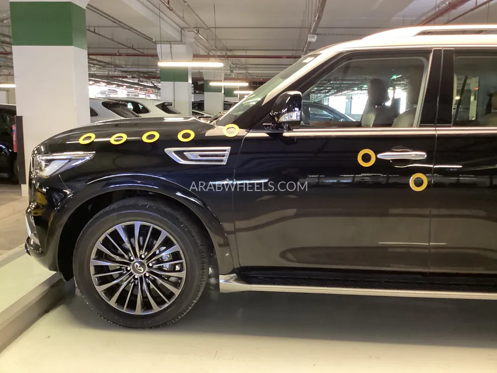 Infiniti QX80 2023 for Sale in Dubai Image-26