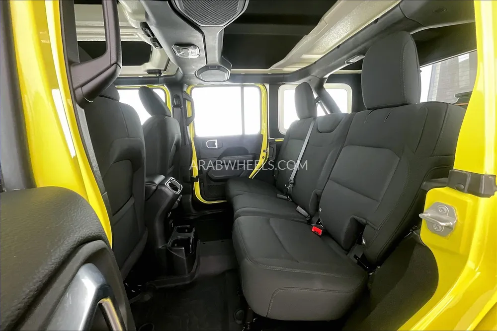 Jeep Wrangler 2023 for Sale in Dubai Image-14